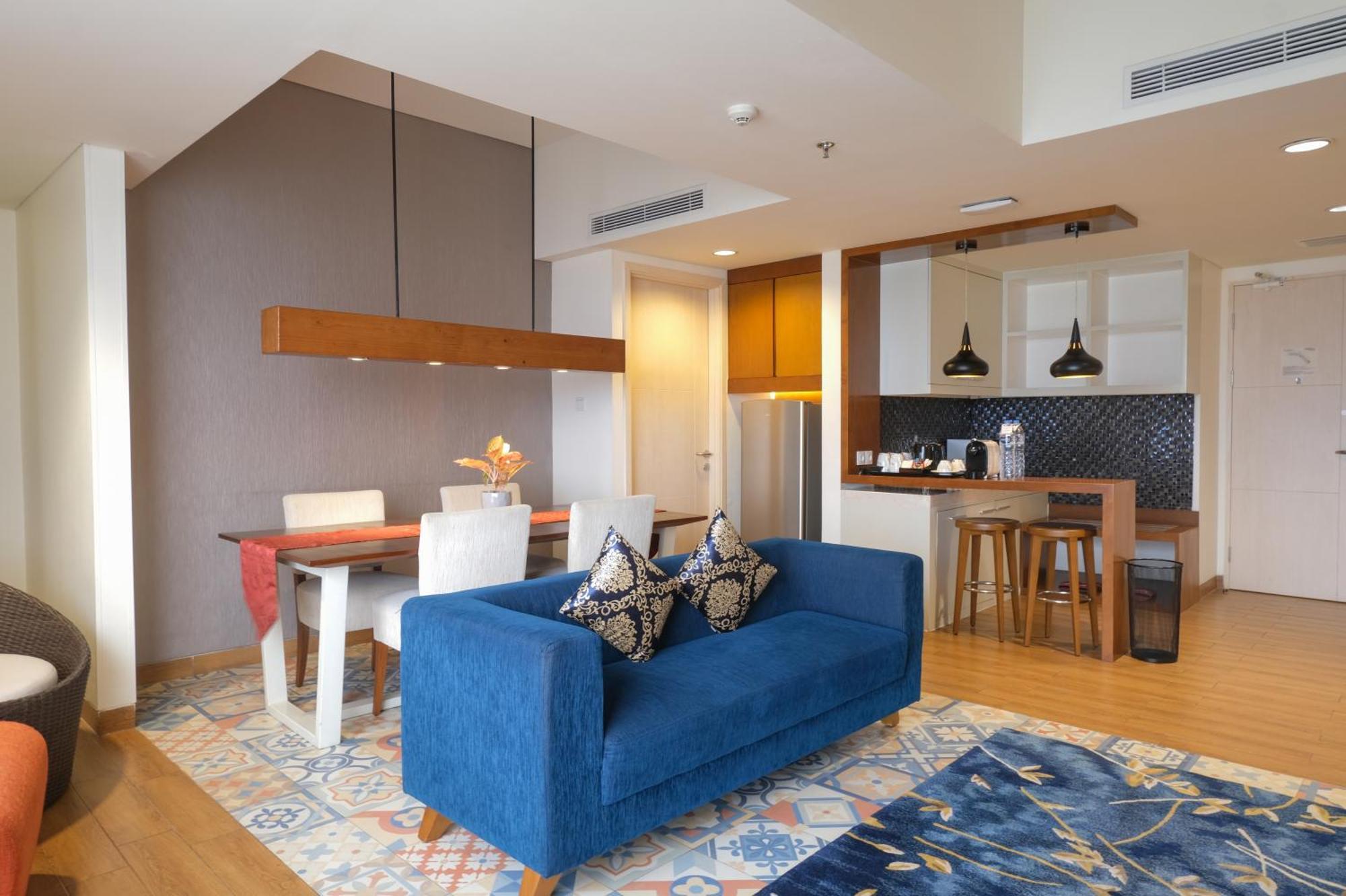 Hotel The Alana And Conference Sentul By Aston 4*